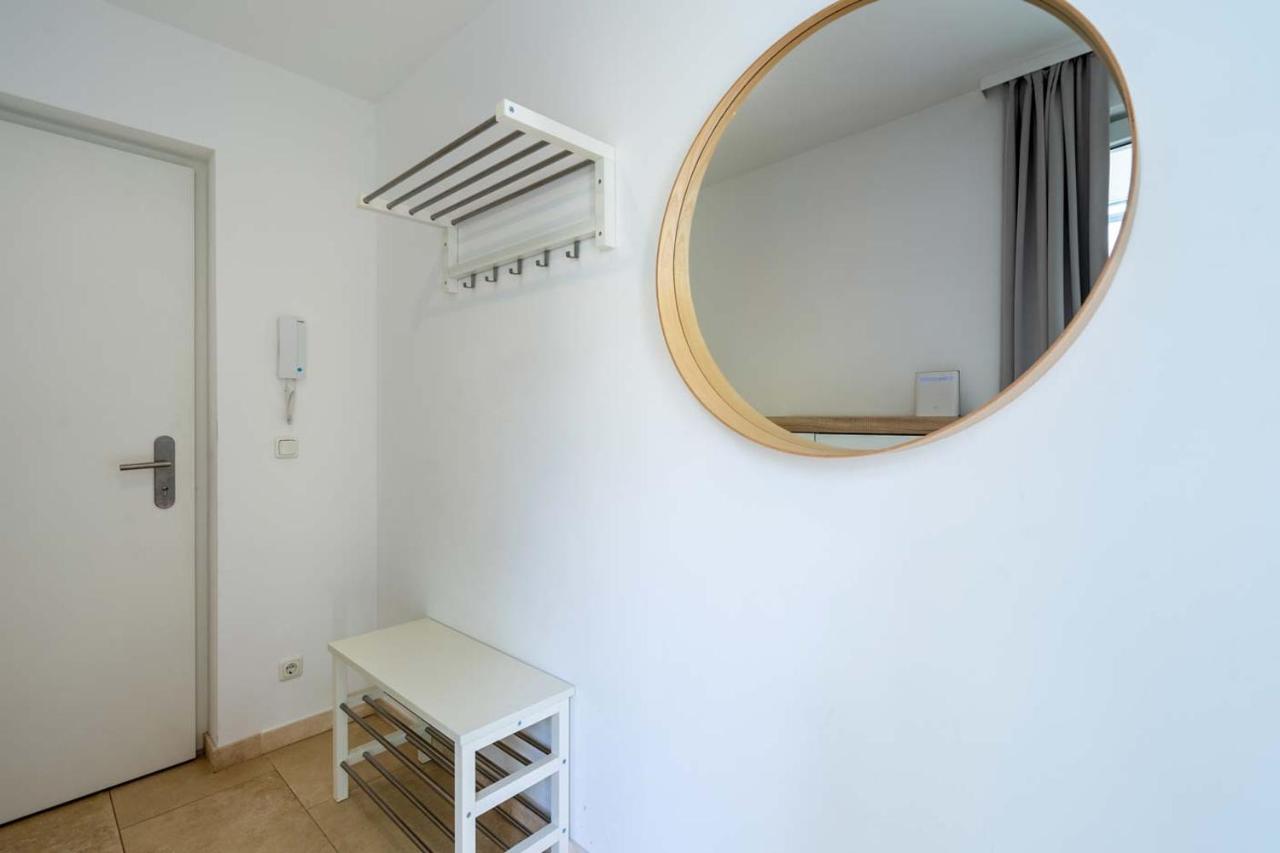 Donaufeld Living - Modernes Und Helles Apartment Wina Bagian luar foto