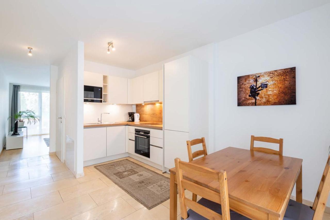 Donaufeld Living - Modernes Und Helles Apartment Wina Bagian luar foto